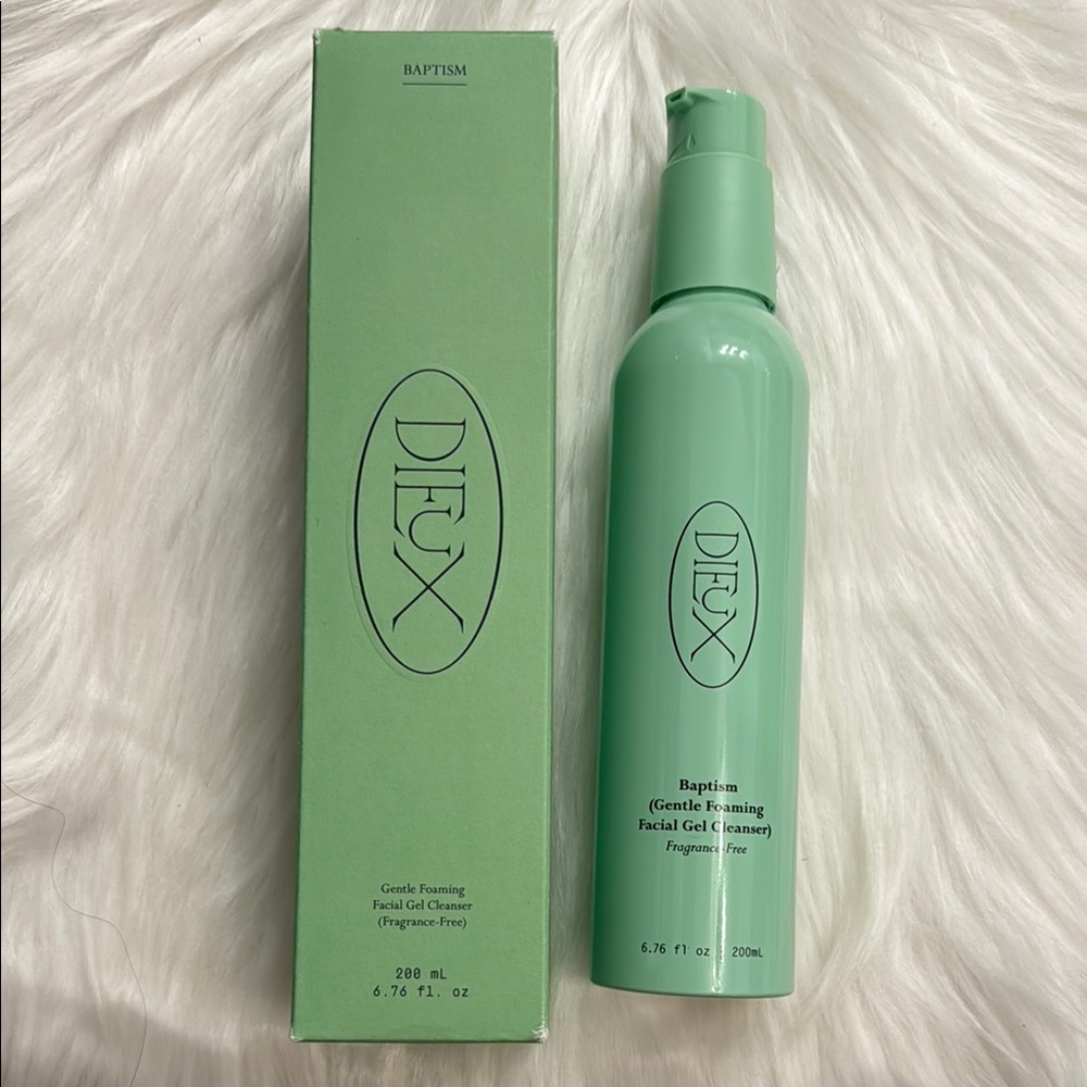 DIEUX Baptism Gel Cleanser